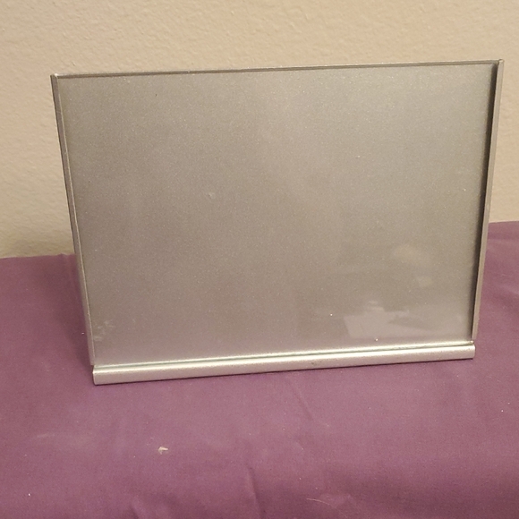 Silver Photo Frame - Picture 1 of 2